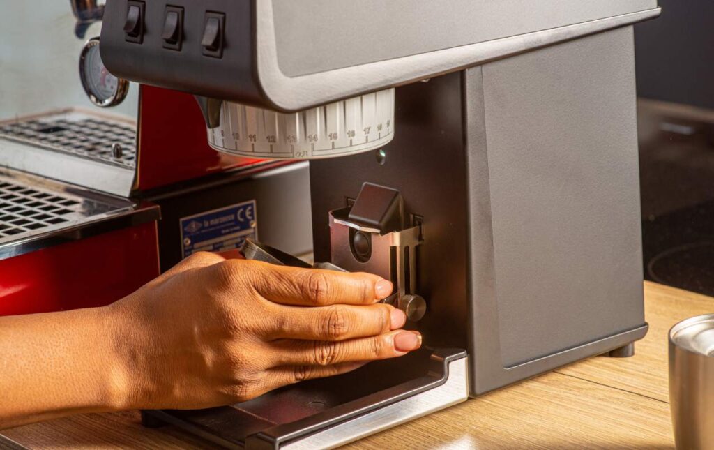 Nahaufnahme La Marzocco Pico Espressomühle