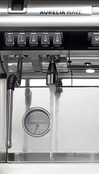 Nuova Simonelli Aurelia II Wave Wasser